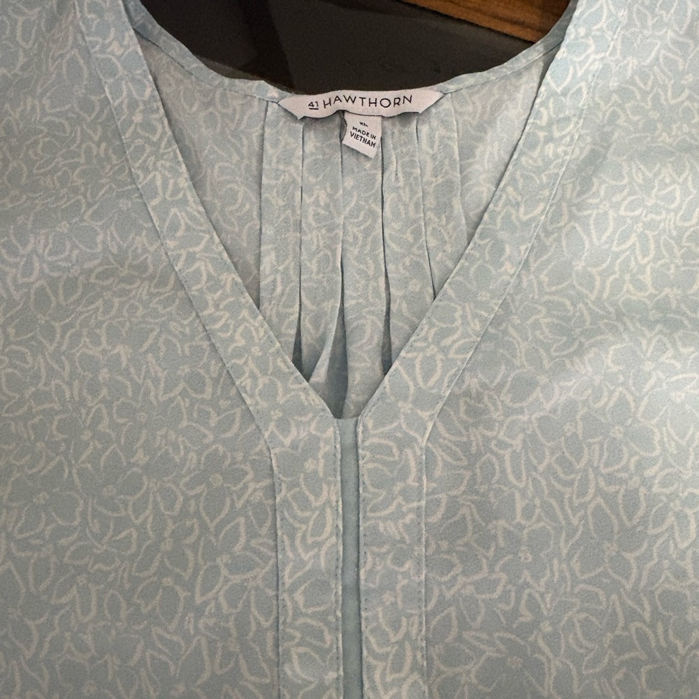 41 Hawthorn V Neck Sleeveless Light Blue Blouse